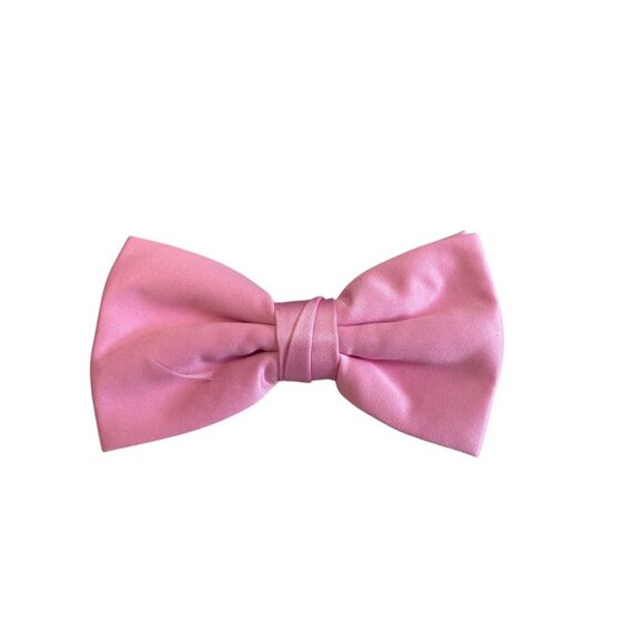 Men's Banded Solid Bow Tie - Carnation - Picture 1 of 2